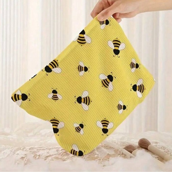 Bee Print Corduroy Makeup Bag, NWT - Picture 3 of 5